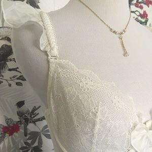 Eve’s temptation NWOT 34D underwire bra